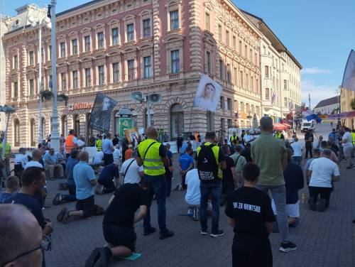 FOTO/VIDEO Održana rujanska javna molitva krunice u Zagrebu