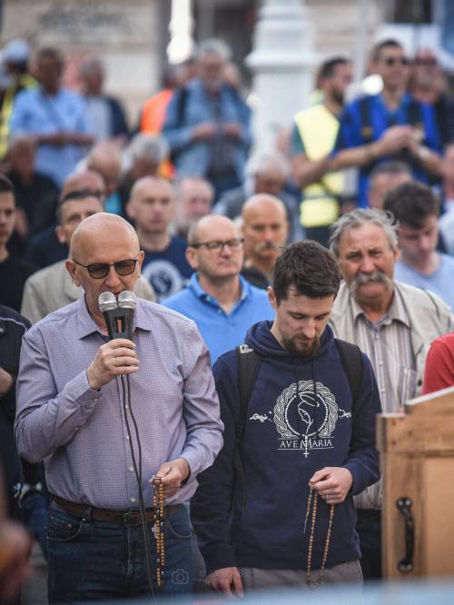 FOTO Javna molitva krunice prve subote u svibnju