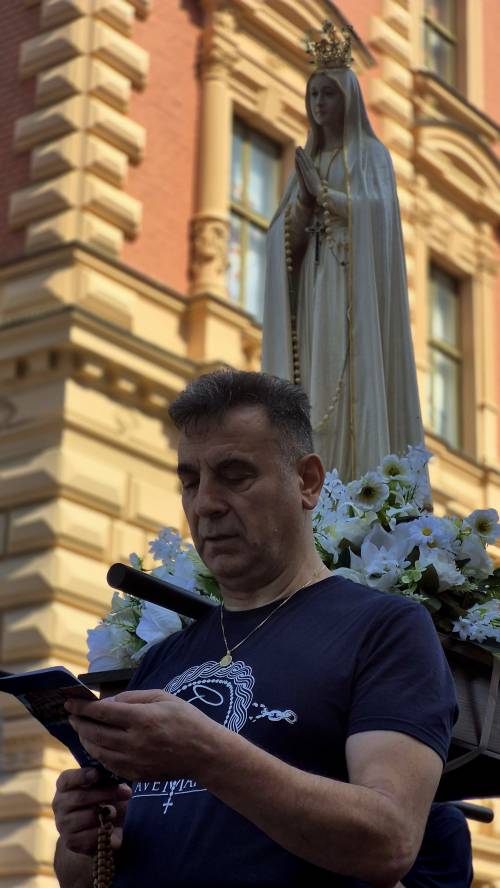 FOTO & VIDEO Javna molitva krunice prve subote u lipnju