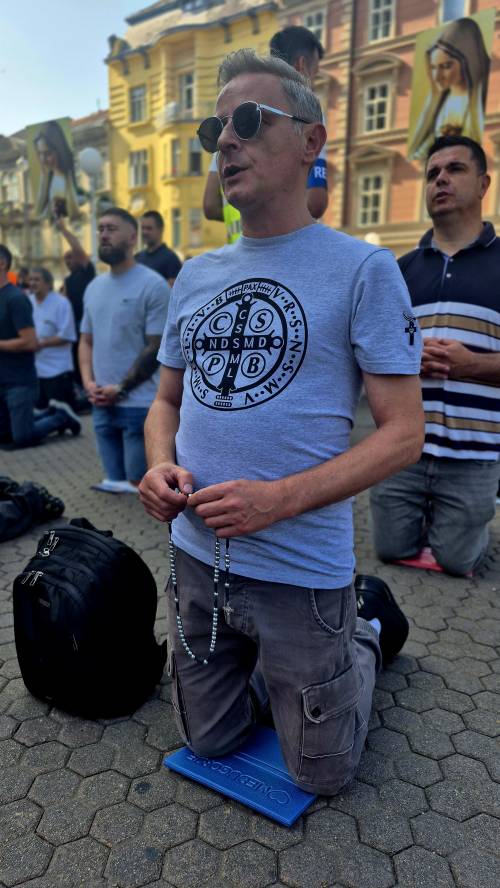 FOTO & VIDEO Javna molitva krunice prve subote u lipnju