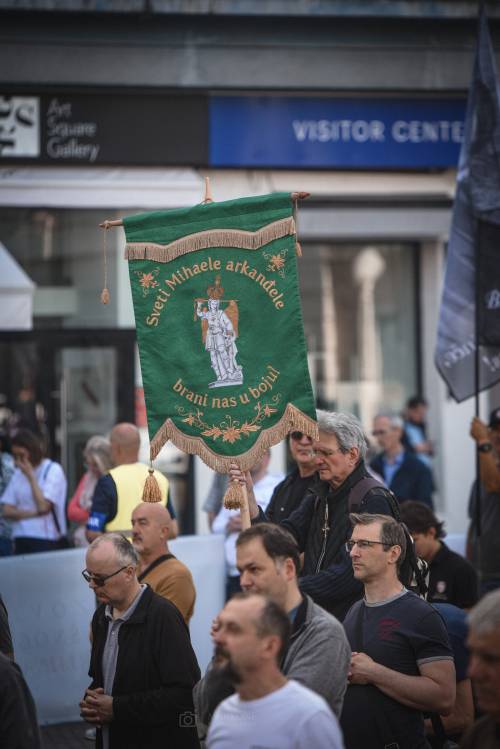 FOTO Javna molitva krunice prve subote u svibnju