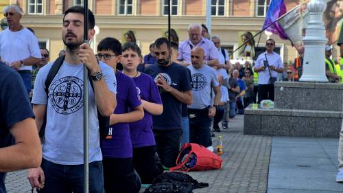 FOTO & VIDEO Javna molitva krunice prve subote u lipnju
