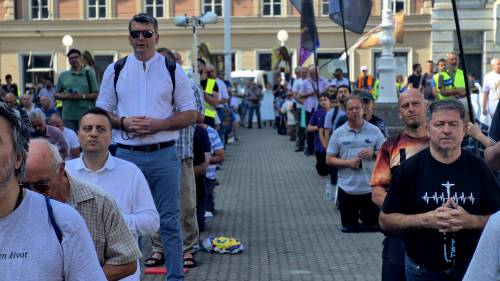 FOTO & VIDEO Javna molitva krunice prve subote u lipnju